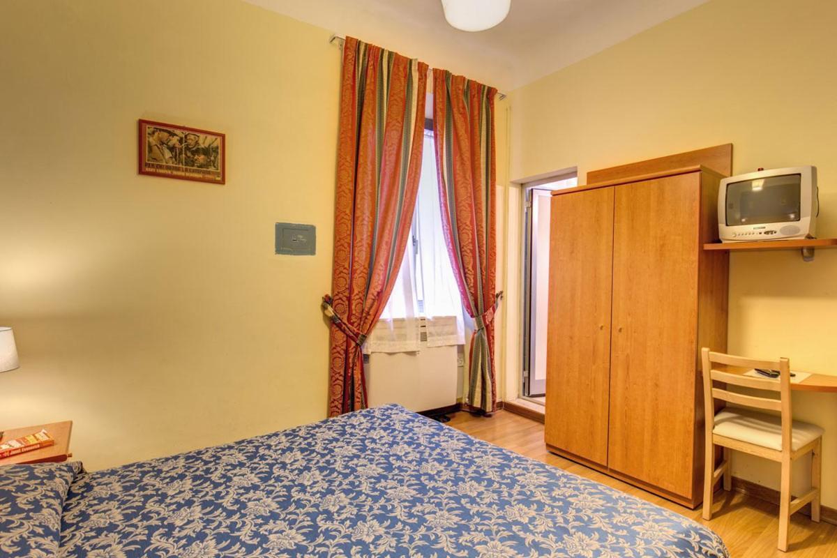 Hotel Romagna Firenze Kültér fotó