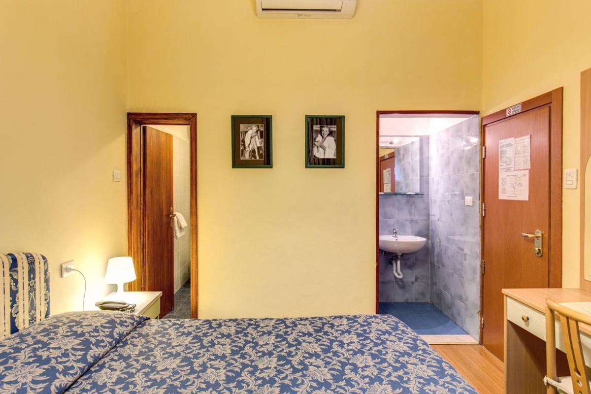 Hotel Romagna Firenze Kültér fotó