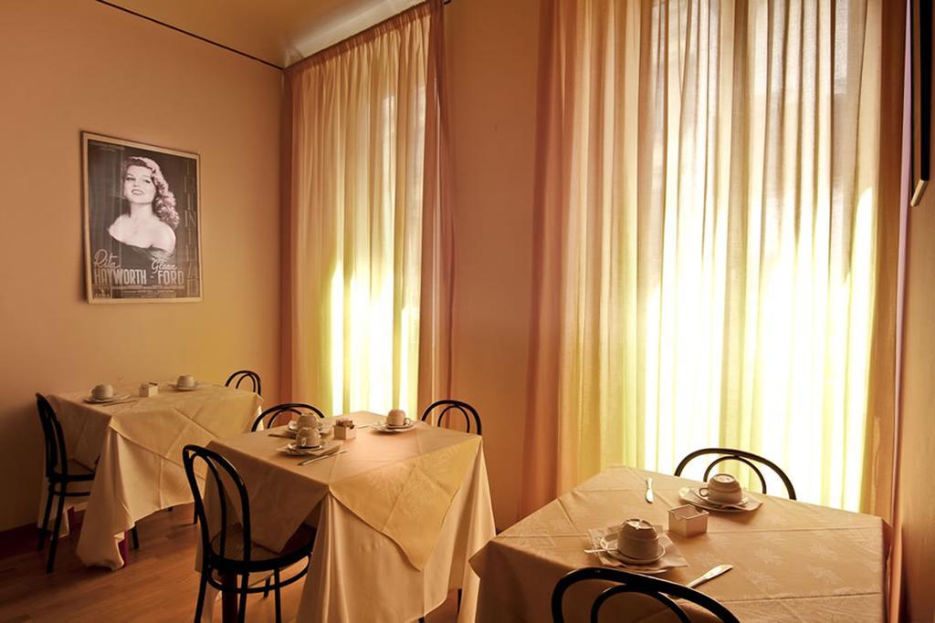 Hotel Romagna Firenze Kültér fotó