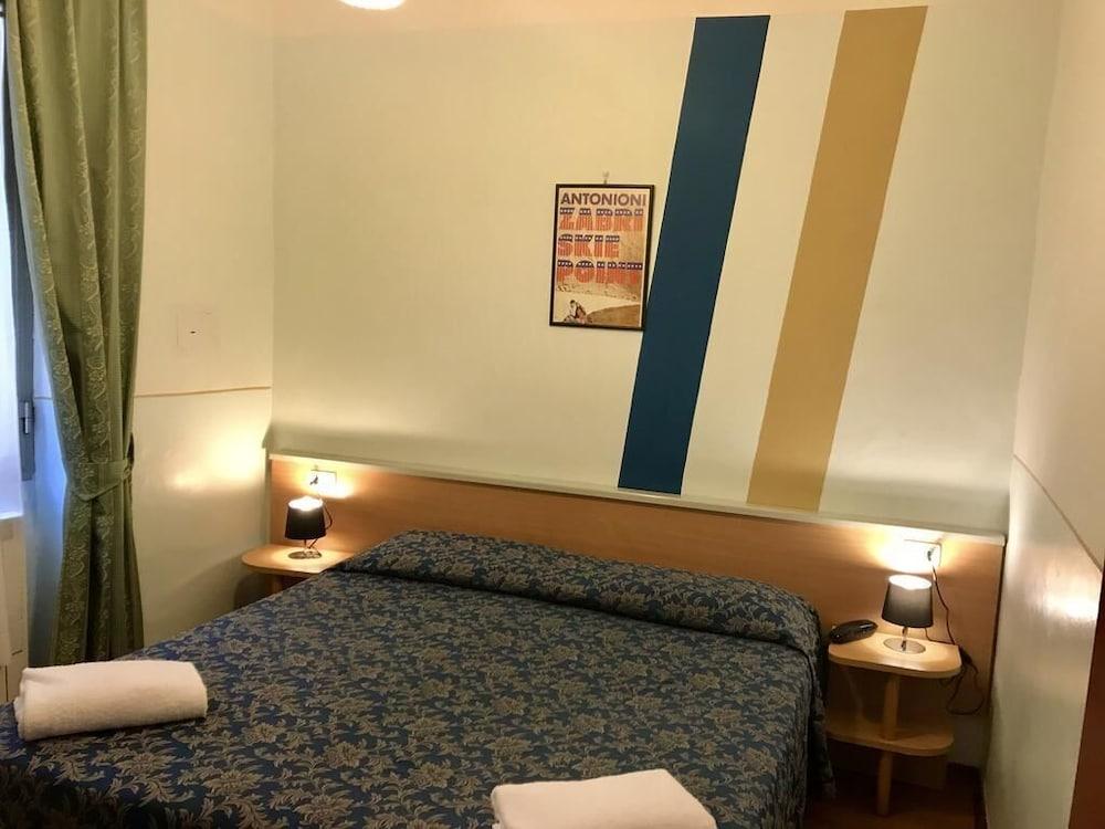 Hotel Romagna Firenze Kültér fotó